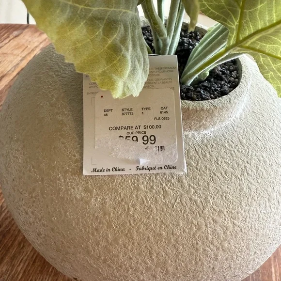 Chic Tan Vase with Sunflower Display - Picture 5 of 9